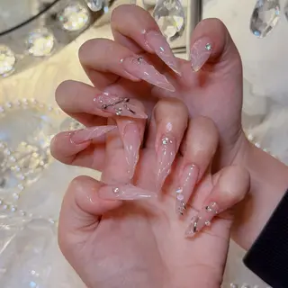 ネイル Lyna 池袋のネイルデザイン