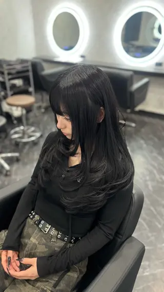 ロング stylist Momoのヘアスタイル
