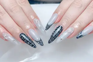 ネイル M🌷nail 長さだし専門店のネイルデザイン