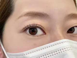 マツエク・マツパ wellbe 泉の眉毛・アイブロウイメージ