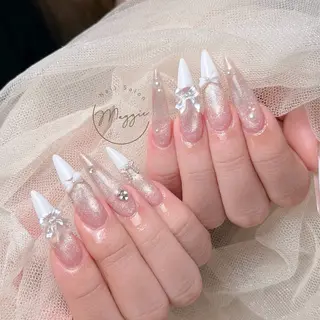 ネイル Maggie Nail🦩のネイルデザイン