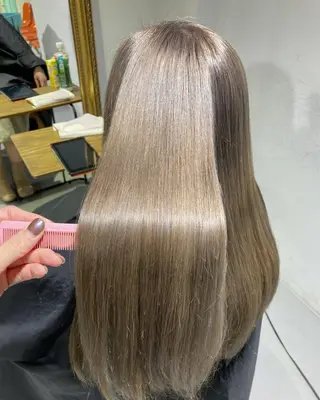 ロング カラー 🍊新宿南口🍊 ERINAのヘアスタイル
