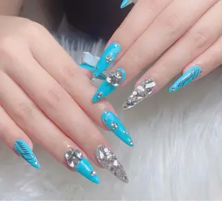 ネイル Lenie Nail Salonのネイルデザイン