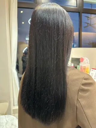 ロング LAULEA Renのヘアスタイル