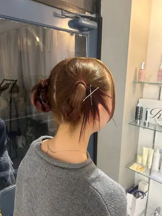 セミロング ヘアアレンジ Karin／ レイヤーブリーチ🥀のヘアスタイル