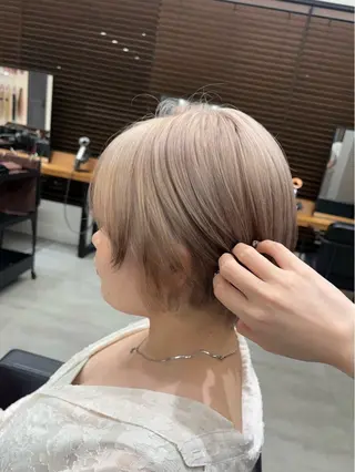 ショート カラー ENA💗NEXT /ハイトーンエクステのヘアスタイル