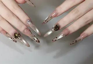 ネイル Queen nailのネイルデザイン