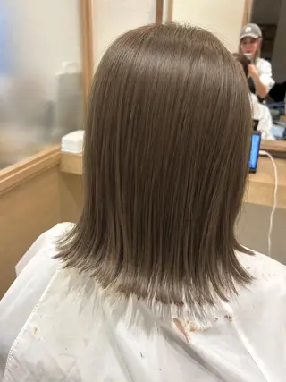 セミロング カラー 久木原 ゆりのヘアスタイル