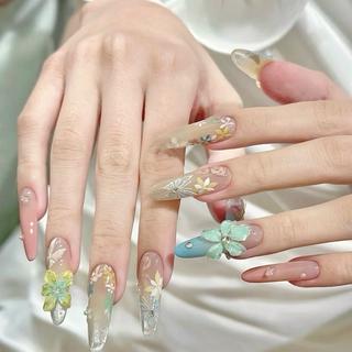 ネイル Nova Nail Nippon 店のネイルデザイン