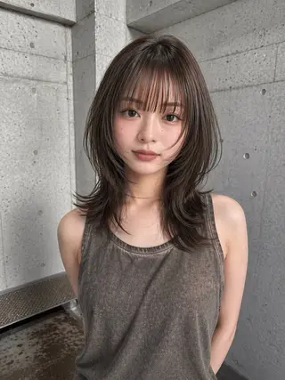 ロング レイヤーカット 瑠輝のヘアスタイル