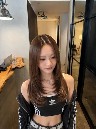 ロング カラー 渋谷/切りっぱなし レイヤー/ブリーチのヘアスタイル