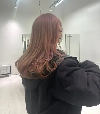 ミディアム カラー 🫧ハイトーン✨格安 より質💐マンツーマのヘアスタイル
