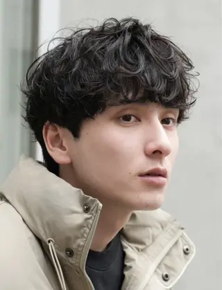 パーマ 中谷海里/フェザー パーマ/スパイキーのヘアスタイル