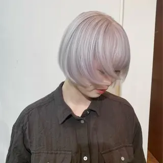 ショート カラー 渋谷ハイトーン pi-(ぴー)のヘアスタイル