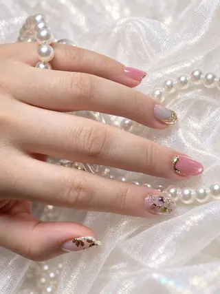 ネイル 西野 静のネイルデザイン