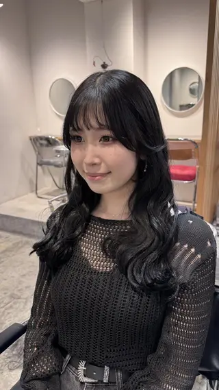 ミディアム サイレント美容師 アイリィのヘアスタイル