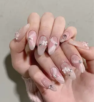 ネイル NailSalon✨ Écrinエクランのネイルデザイン
