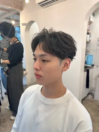 ショート NISHI （ニシ）のヘアスタイル