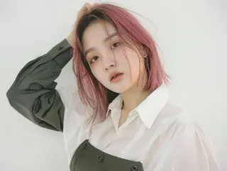 ショート 束感まつぱ🫧 なつき🫧のヘアスタイル