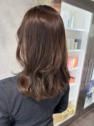 カラー ナチュラル透明感🌱 小山美樹子のヘアスタイル