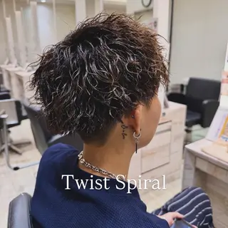 ショート NYNYイオン四條畷 村上 心のヘアスタイル