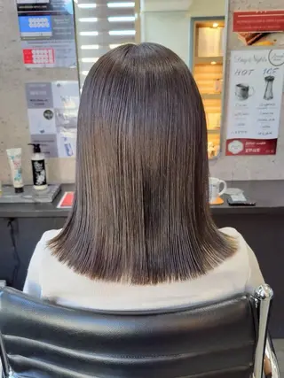 ミディアム ミユ Day&Nightのヘアスタイル