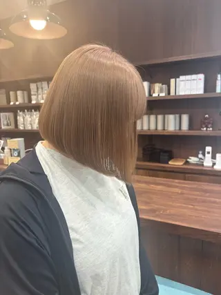 カラー まろみ暖色×ボブ ×chia🕯のヘアスタイル
