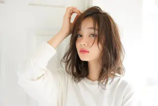 ミディアム カラー パーマ ヘアアレンジ ひがし まさし JYUNESU副代表のヘアスタイル