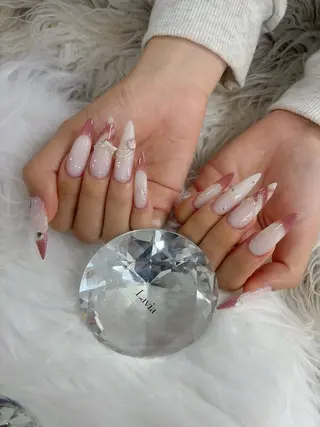 ロング Lavia akaneのネイルデザイン