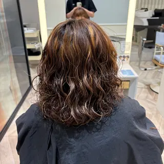 ミディアム パーマ レディースモデル募集 綾坂のヘアスタイル