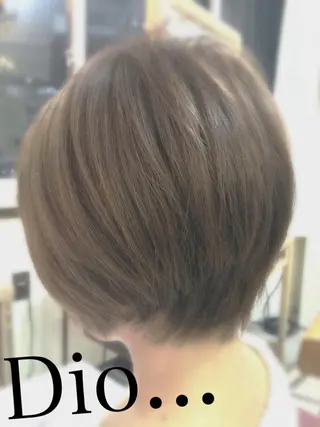ショート カラー 森下 友 Dio...池袋のヘアスタイル