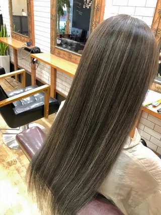 ロング THREE 関根大のヘアスタイル