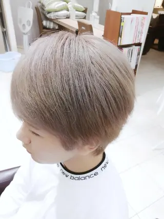 カラー ハイトーン&透明感 カラー☘️片山優陽のヘアスタイル
