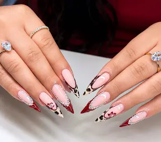 ネイル Julie NailSalonのネイルデザイン