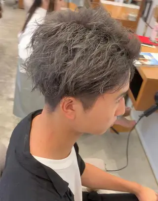 ショート カラー パーマ ヘアアレンジ メンズ 野木 良平のヘアスタイル