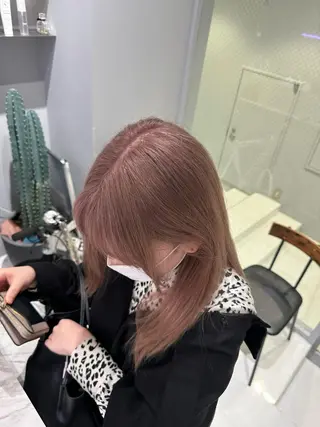 セミロング カラー 新宿ブリーチ カラー美容師YUGOのヘアスタイル