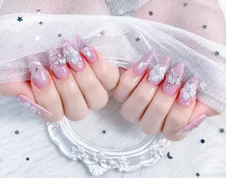 ネイル HIN NAILのネイルデザイン