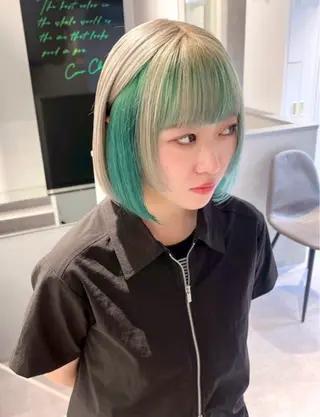 ショート カラー 西村 理伽のヘアスタイル