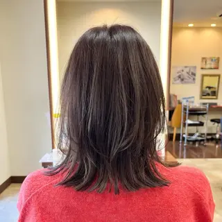 ミディアム 大知 眞子のヘアスタイル