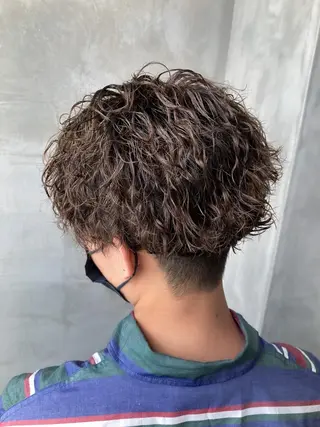 ショート パーマ メンズ 波巻きスパイラルパー マ/シャドウパーマ駿のヘアスタイル