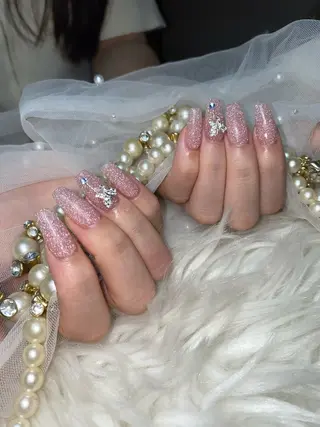 ネイル Feel千葉♡ Akaneのネイルデザイン