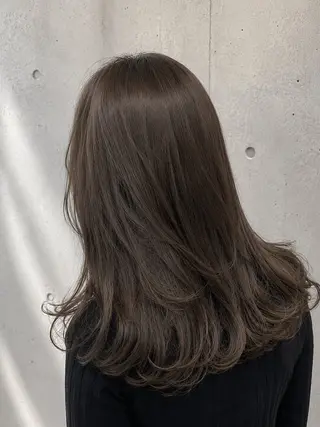 ミディアム カラー パーマ ヘアアレンジ 透明感カラー レイヤー/コウスケのヘアスタイル