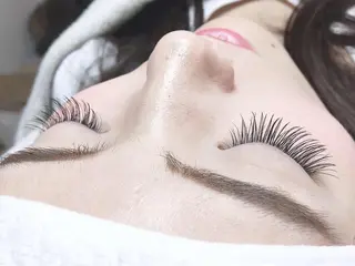 ロング カラー パーマ ヘアアレンジ メンズ キッズ ネイル マツエク・マツパ brille ~eyelash~のヘアスタイル