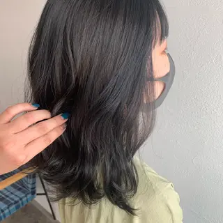 セミロング カラー 満足度🐼◎🌟🌈 村上栞菜のヘアスタイル
