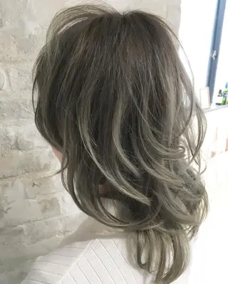 ミディアム Calenda/ パーソナル美髪サロンのヘアスタイル