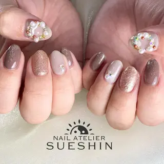 ミディアム S ueshinのネイルデザイン