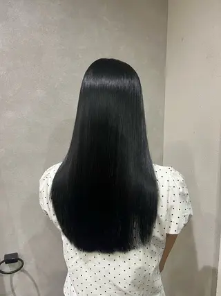 ロング カラー 藤原史江 / DECOHAIRのヘアスタイル