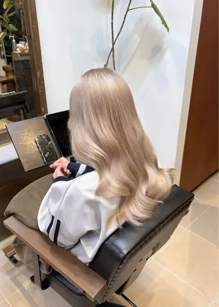 ロング カラー 山本 ひかりのヘアスタイル