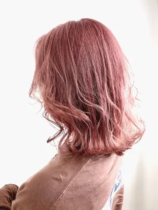 ミディアム カラー 似合わせ眉🎀🌸 Kana💕のヘアスタイル