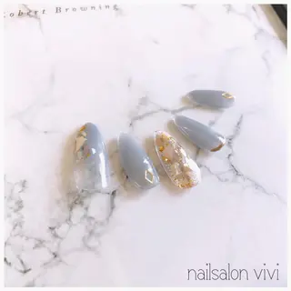 ネイル ＶＩＶＩ nailsalonのネイルデザイン